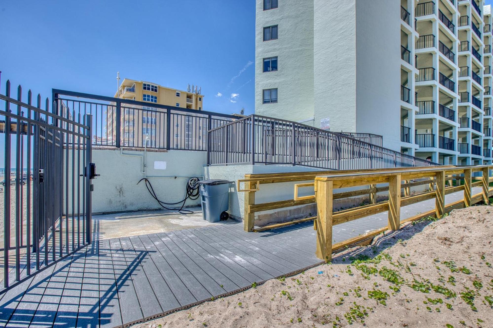 ניו סמירנה ביץ' Ocean View With A Beachfront Pool At Ocean Trillium Condo ~ 403 מראה חיצוני תמונה